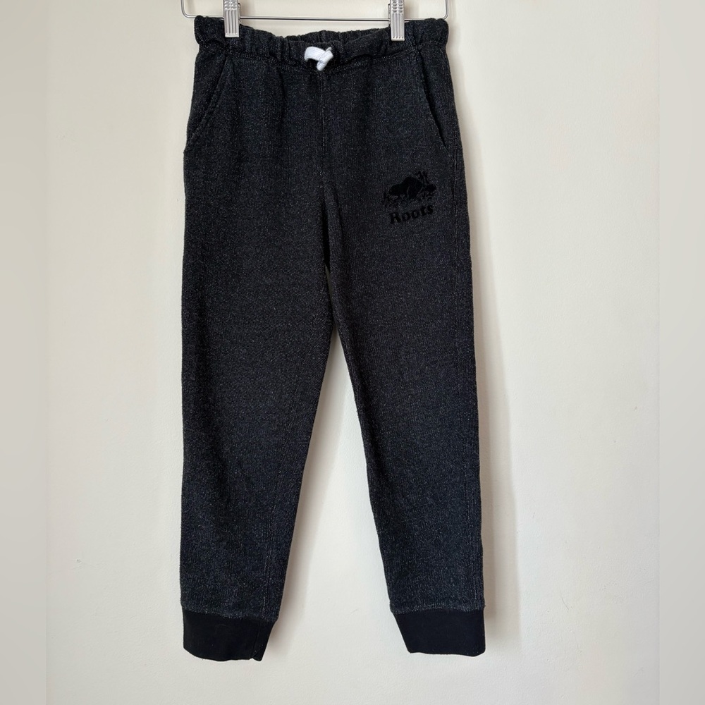 Roots Charcoal / black Kids Joggers size 8
